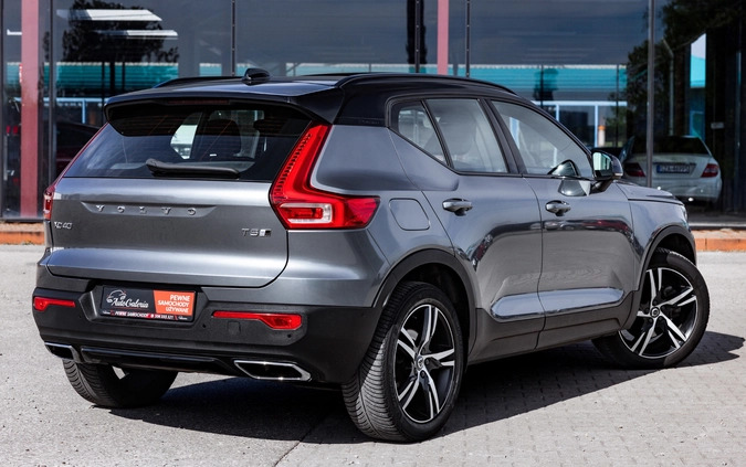 Volvo XC 40 cena 119900 przebieg: 147615, rok produkcji 2019 z Golub-Dobrzyń małe 781